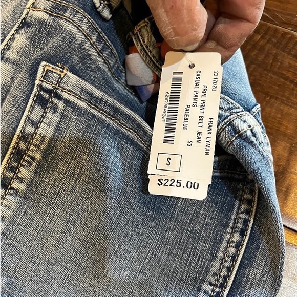 Frank Lyman jeans Airbrush look. Gorgeous matching scarf belt. EUC. - Picture 4 of 4